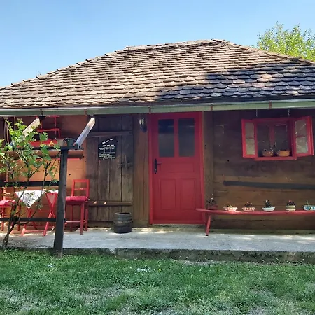 Eko Imanje Sunce, Rudnik Apartman
